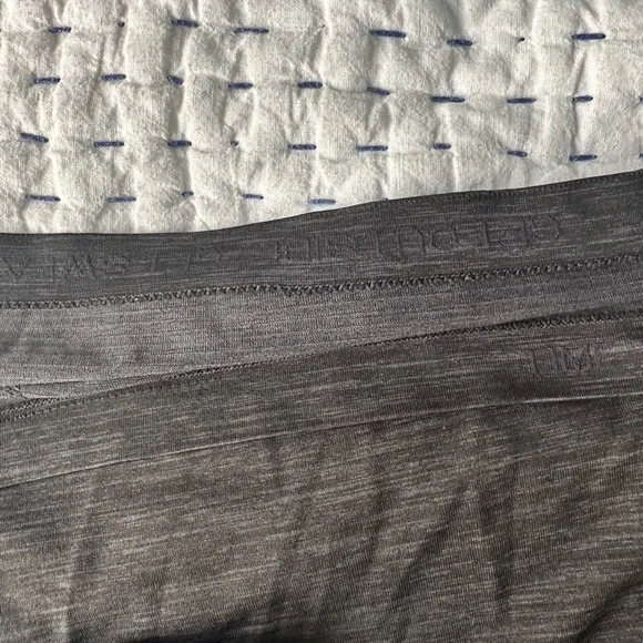 Men’s Large Multi Color Lululemon Metal Tech Long Sleeve Shirt size Large. - Picture 7 of 7